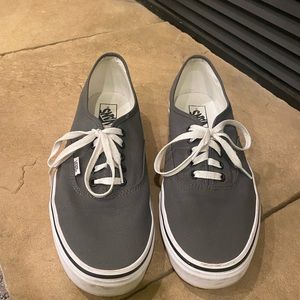 Men’s Vans classic sneakers